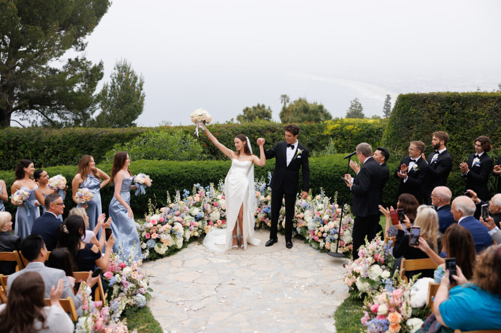 Wedding Ceremony at La Venta Inn with Bride Groom and Guests 